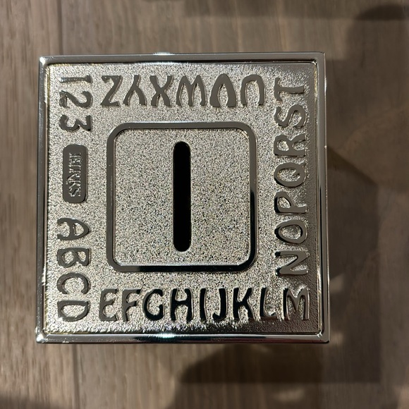 Maison Birks
Alphabet Learning Block Coin Bank - Picture 4 of 9